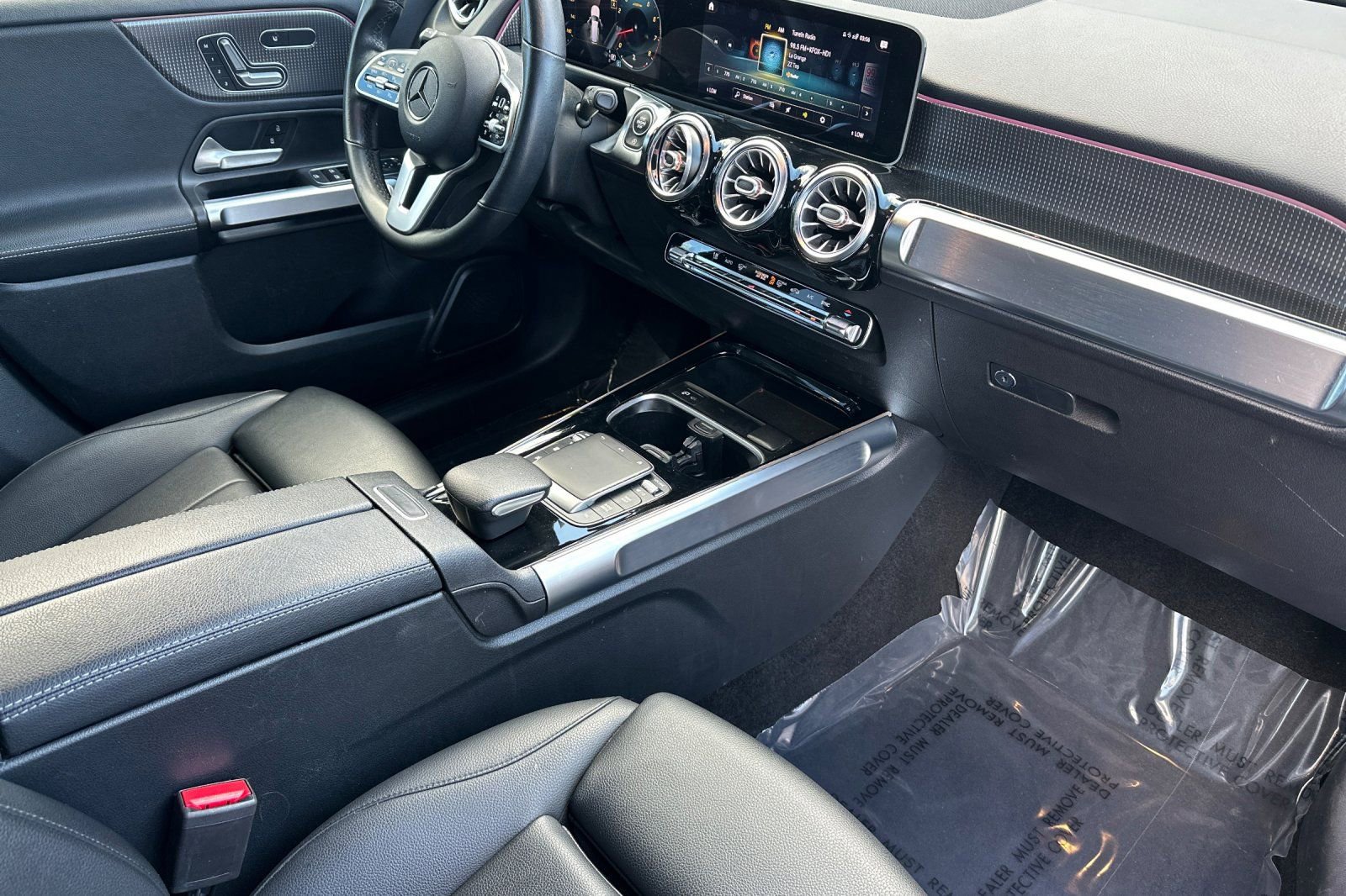 Used 2021 Mercedes-Benz GLB 250 image 16