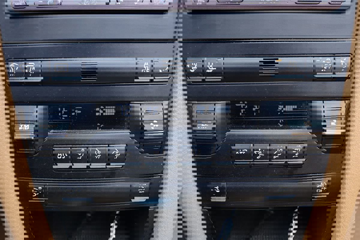 Used 2011 Porsche Boxster image 22