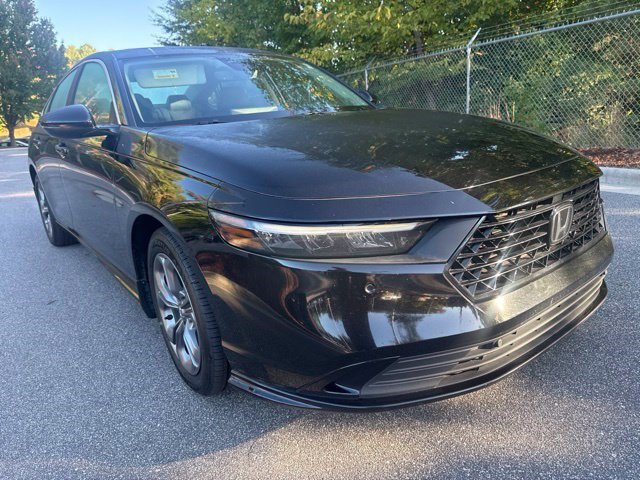 Used 2024 Honda Accord EX-L image 11