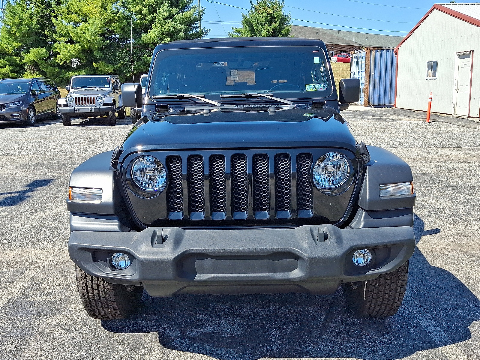 Used 2021 Jeep Wrangler Sport video 3