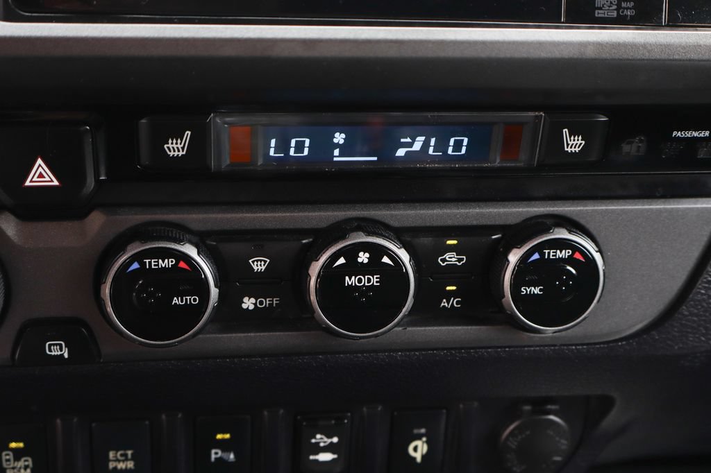 Used 2017 Toyota Tacoma TRD Pro AWD/4WD image 38