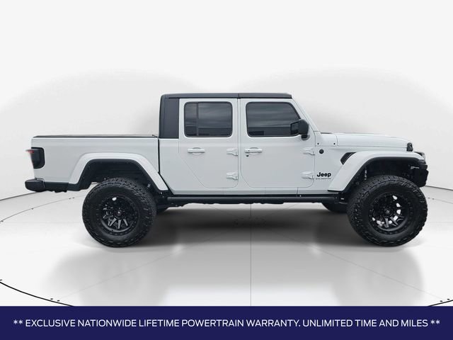 Used 2024 Jeep Gladiator Sport AWD/4WD image 3