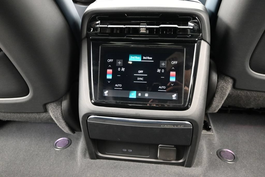Certified 2026 Cadillac Escalade IQ Luxury 2 w/ LPO, Premium Carpet Package AWD/4WD image 20