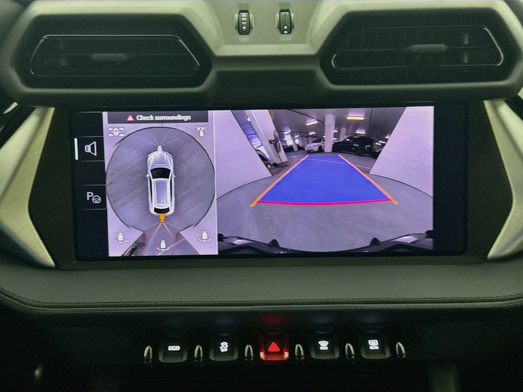 Used 2025 Lamborghini Urus S AWD/4WD image 14
