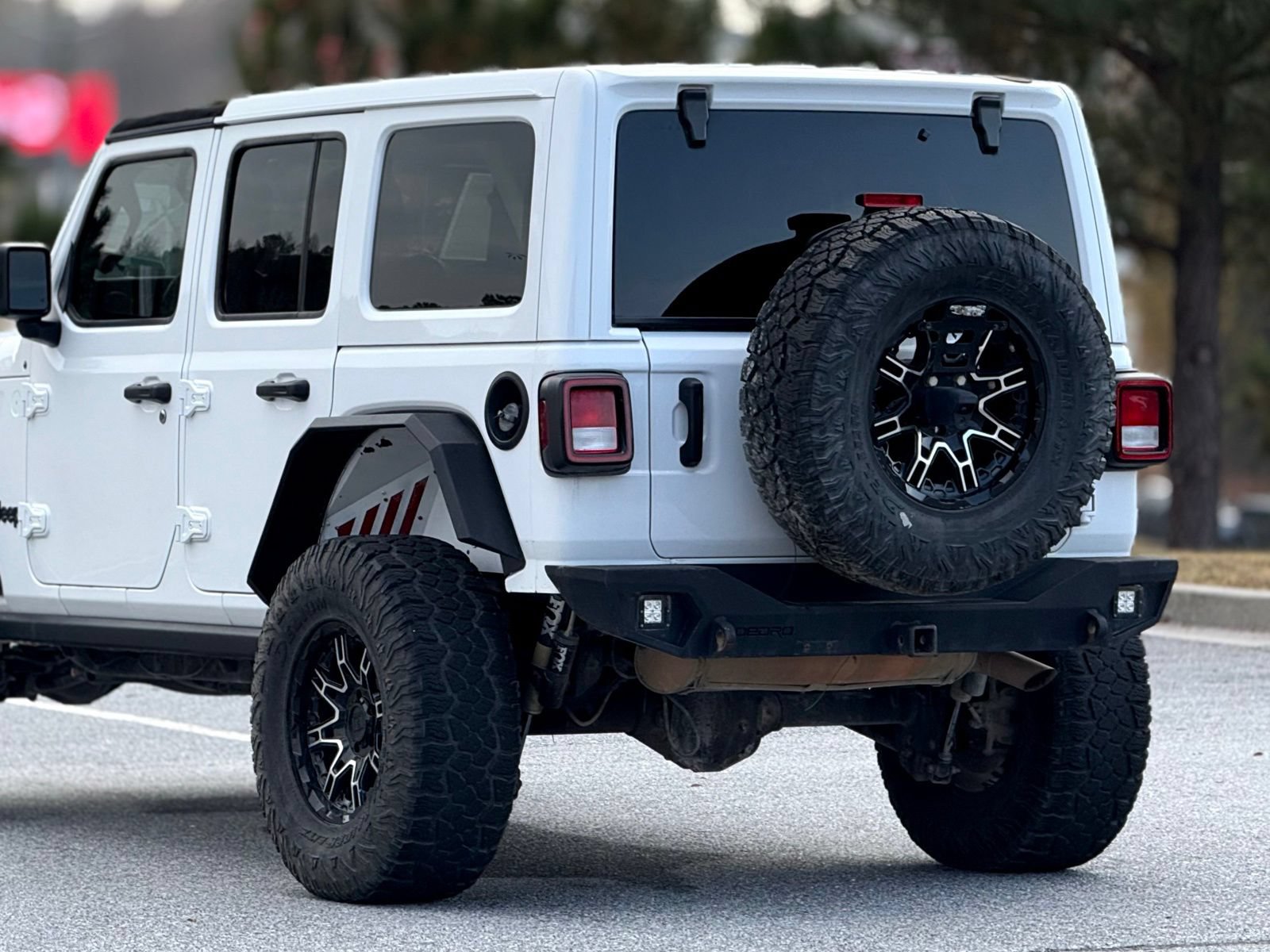 Used 2022 Jeep Wrangler Unlimited Sport w/ Xtreme Recon 35" Tire Package AWD/4WD image 44