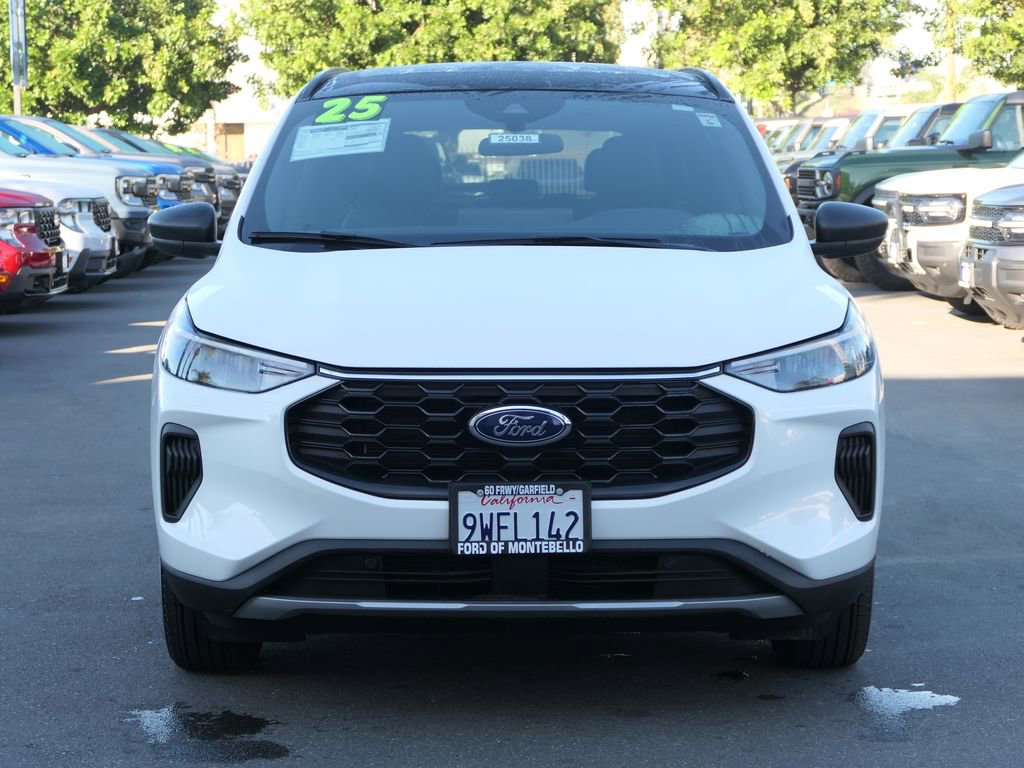 Used 2025 Ford Escape ST-Line w/ Equipment Group 301A FWD image 8