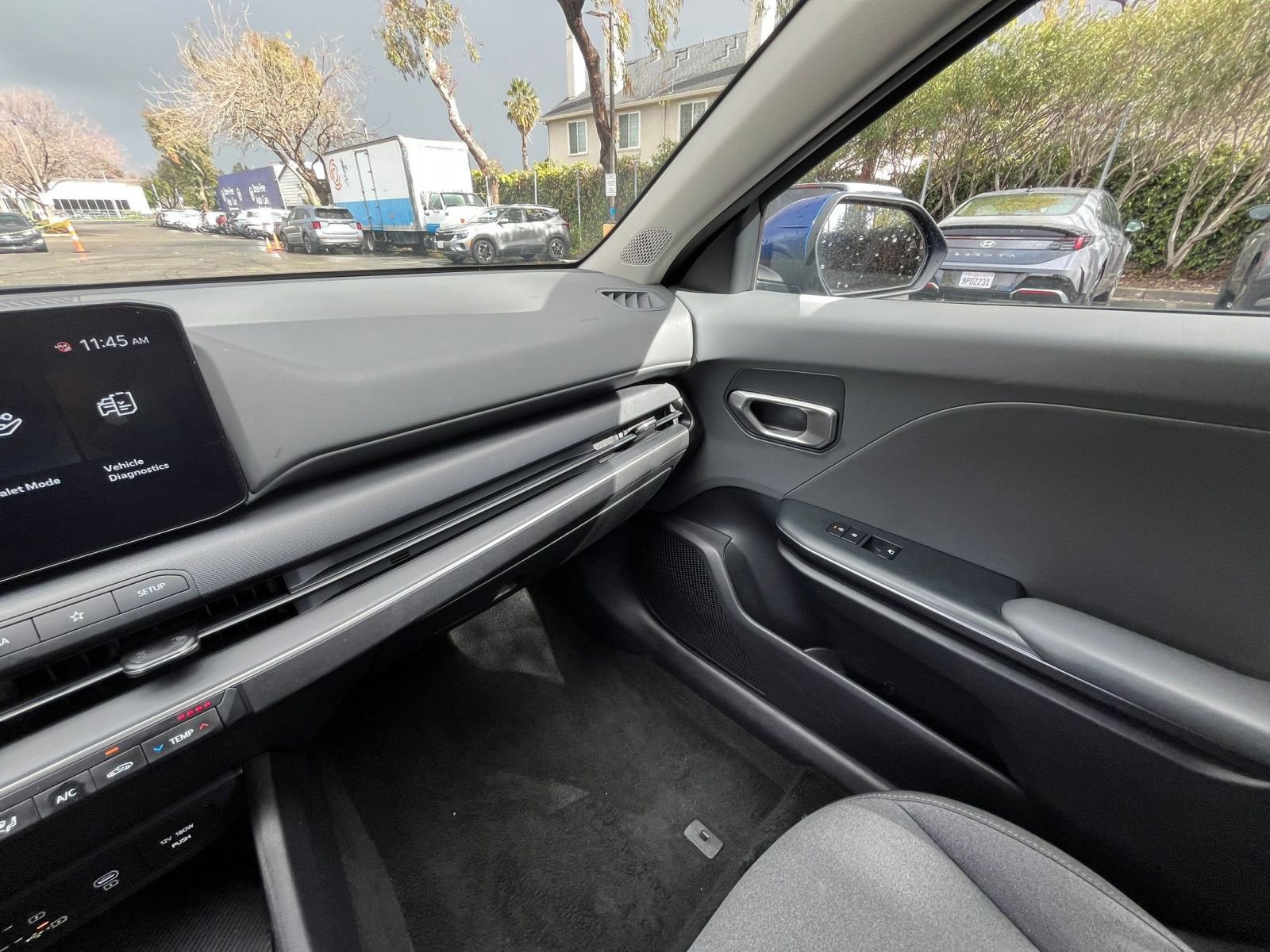 Used 2025 Kia K4 LXS image 34