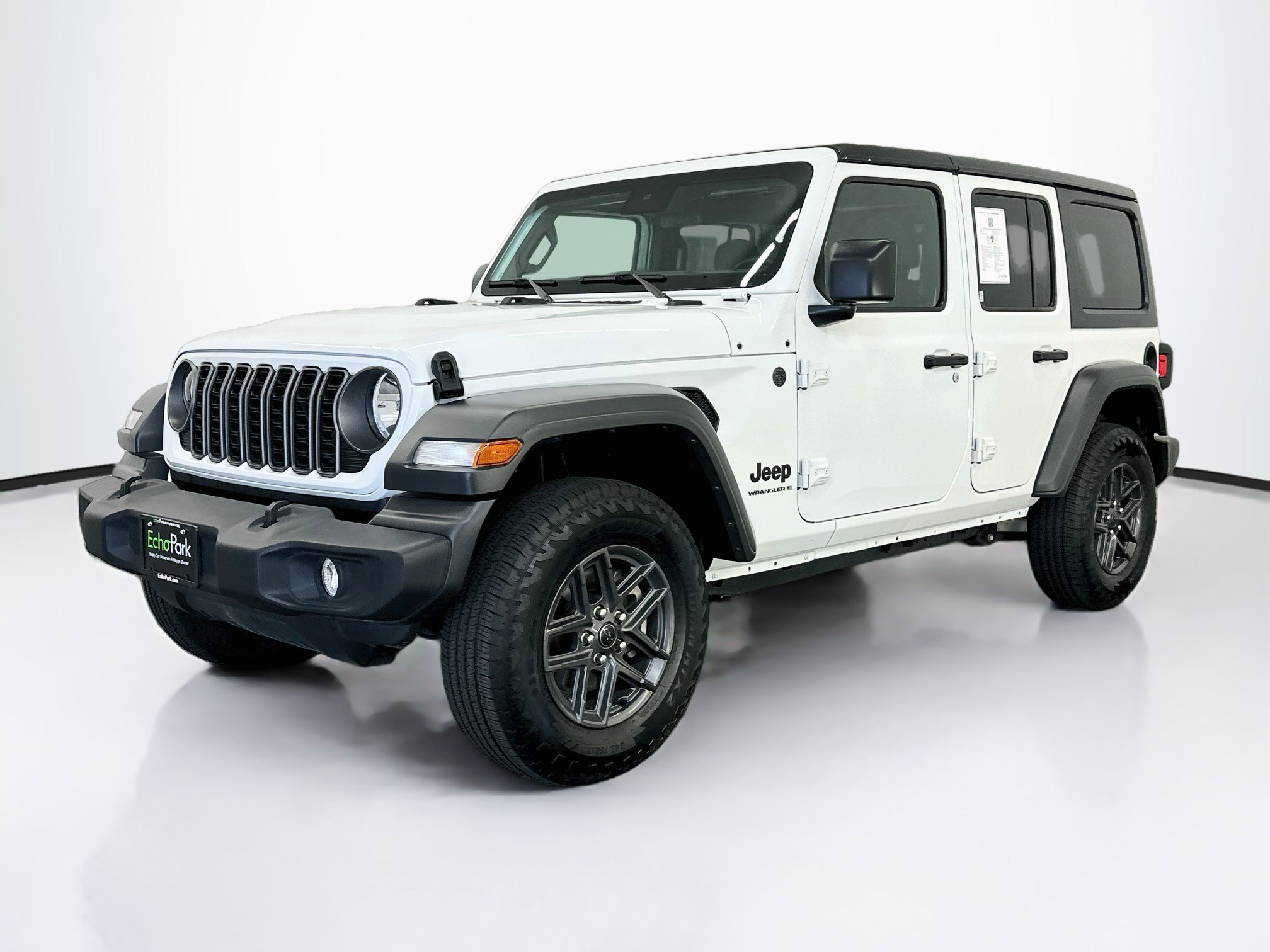 Used 2025 Jeep Wrangler Unlimited Sport AWD/4WD image 3