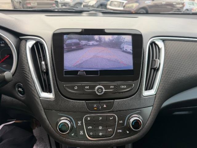 Used 2021 Chevrolet Malibu LT image 25