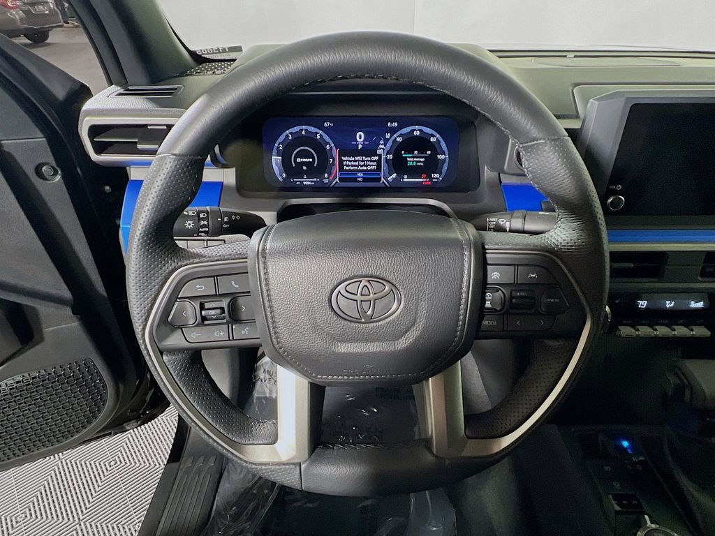 Certified 2025 Toyota Tacoma TRD Off-Road AWD/4WD image 11