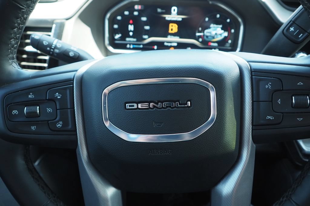 Used 2025 GMC Sierra 3500 Denali w/ Technology Package AWD/4WD image 28