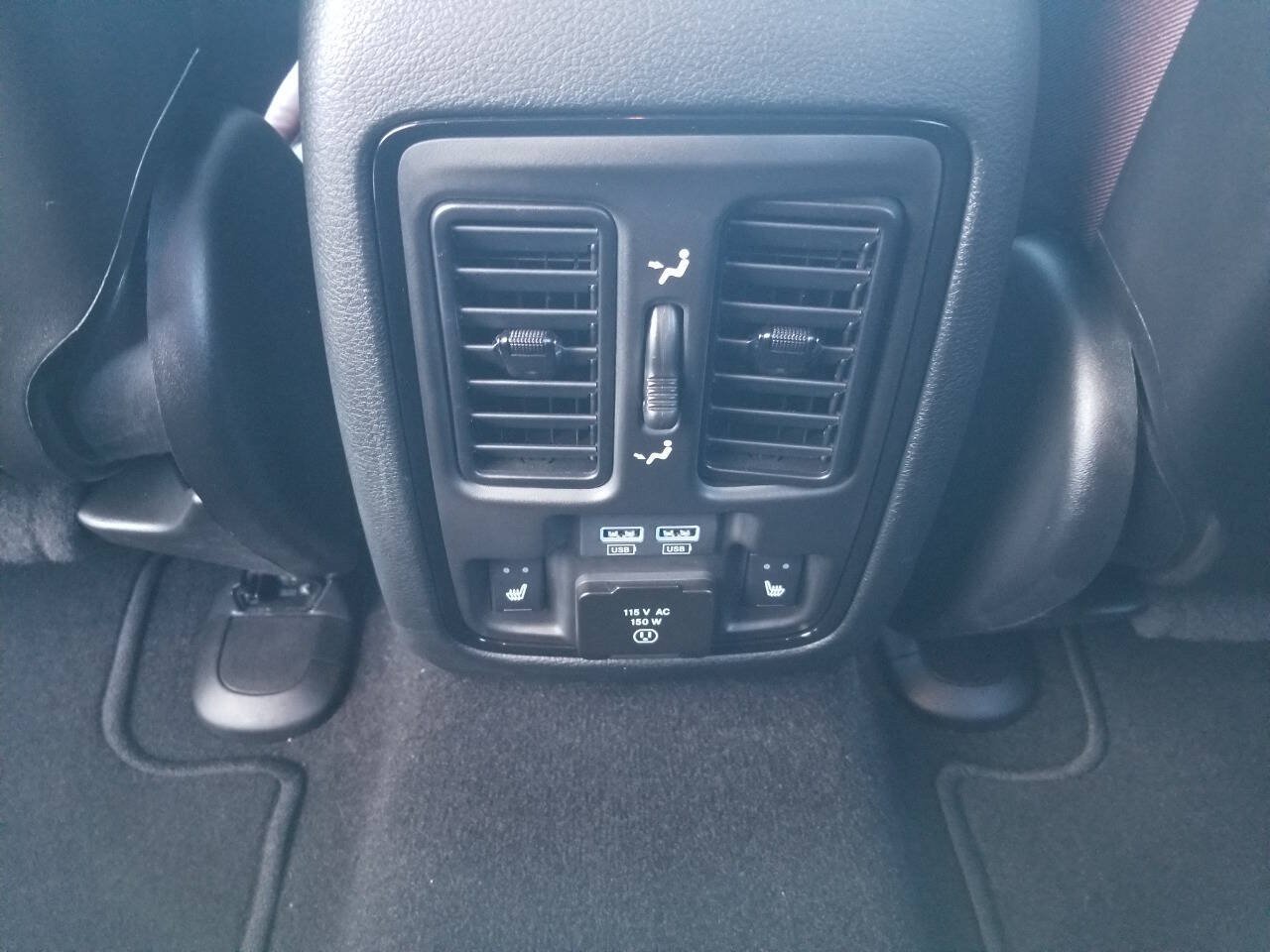 Certified 2024 Dodge Durango GT AWD/4WD image 14