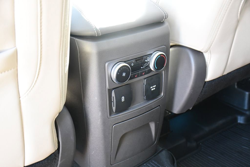Used 2023 Ford Explorer Platinum w/ Technology Package AWD/4WD image 24
