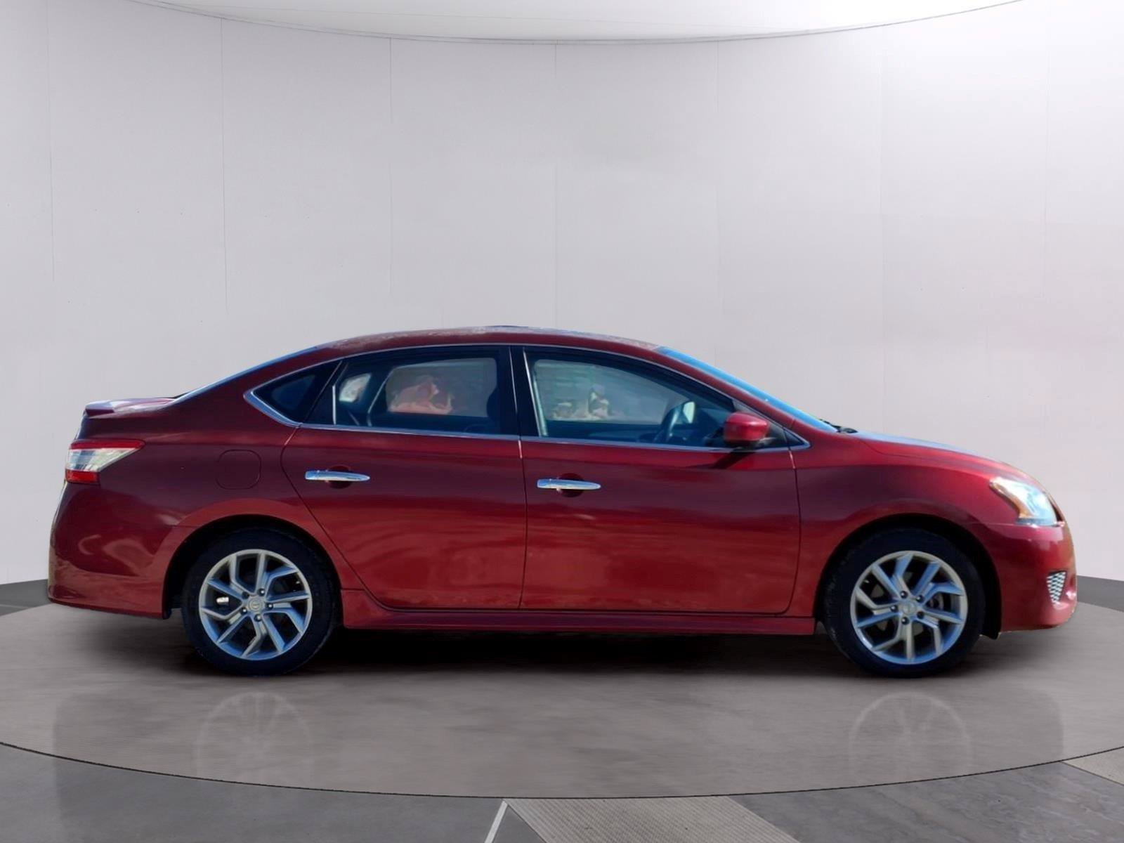 Used 2014 Nissan Sentra SR FWD image 6