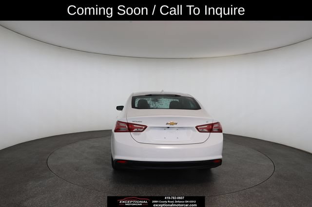 Used 2021 Chevrolet Malibu LT FWD image 16