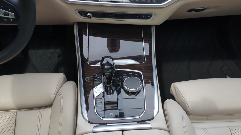 Used 2021 BMW X5 sDrive40i w/ Premium Package RWD image 17