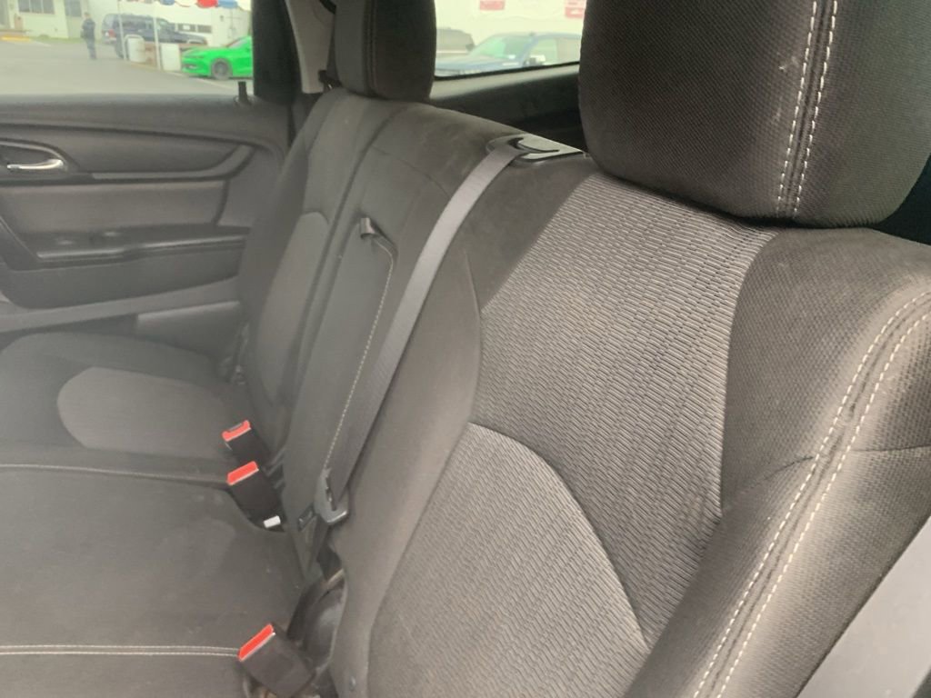 Used 2017 Chevrolet Traverse LT image 9