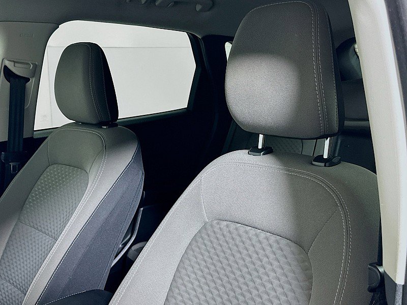 Used 2021 Ford Escape SE w/ Convenience Package image 18