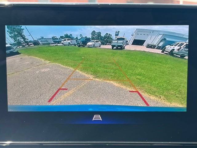 Used 2025 Chevrolet Trax RS w/ Driver Confidence Package FWD image 26