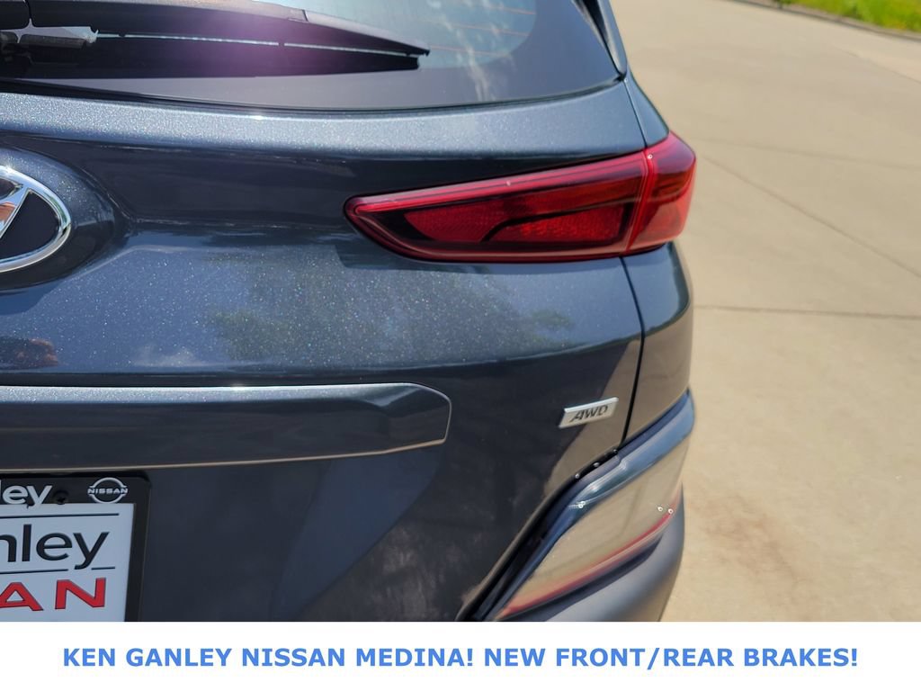 Used 2022 Hyundai Kona SE AWD/4WD image 15