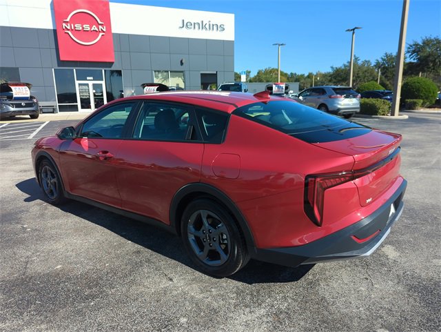 Used 2025 Kia K4 LXS image 6