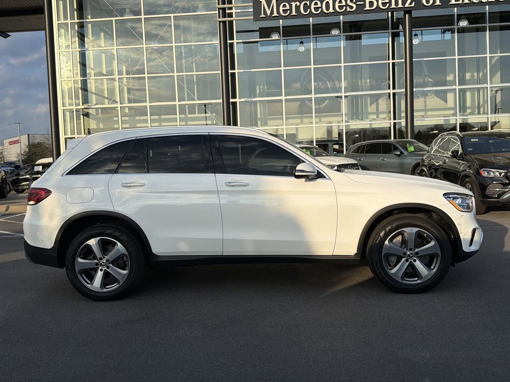 Used 2022 Mercedes-Benz GLC 300 4MATIC image 2
