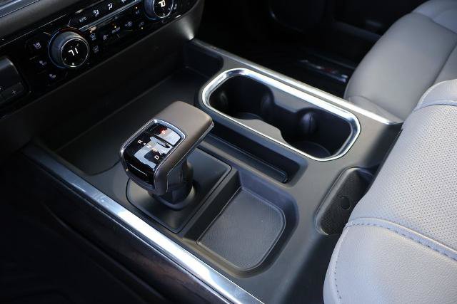 Used 2025 Chevrolet Silverado 1500 LTZ AWD/4WD image 28