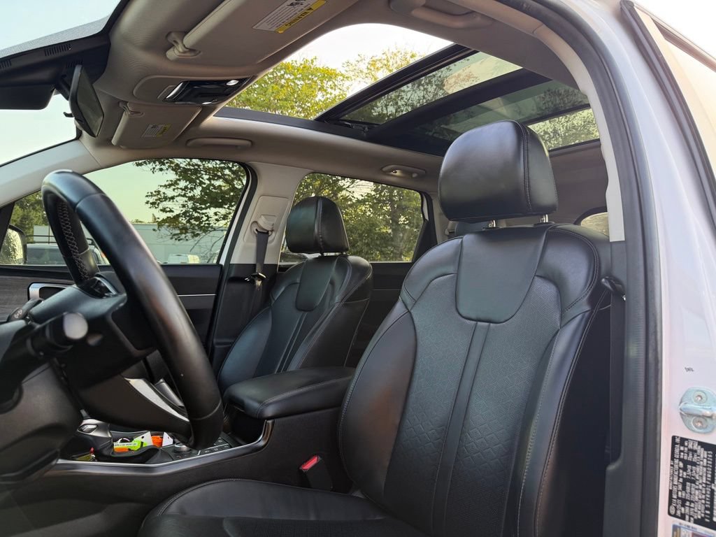 Used 2021 Kia Sorento EX w/ Panoramic Sunroof Package AWD/4WD image 15