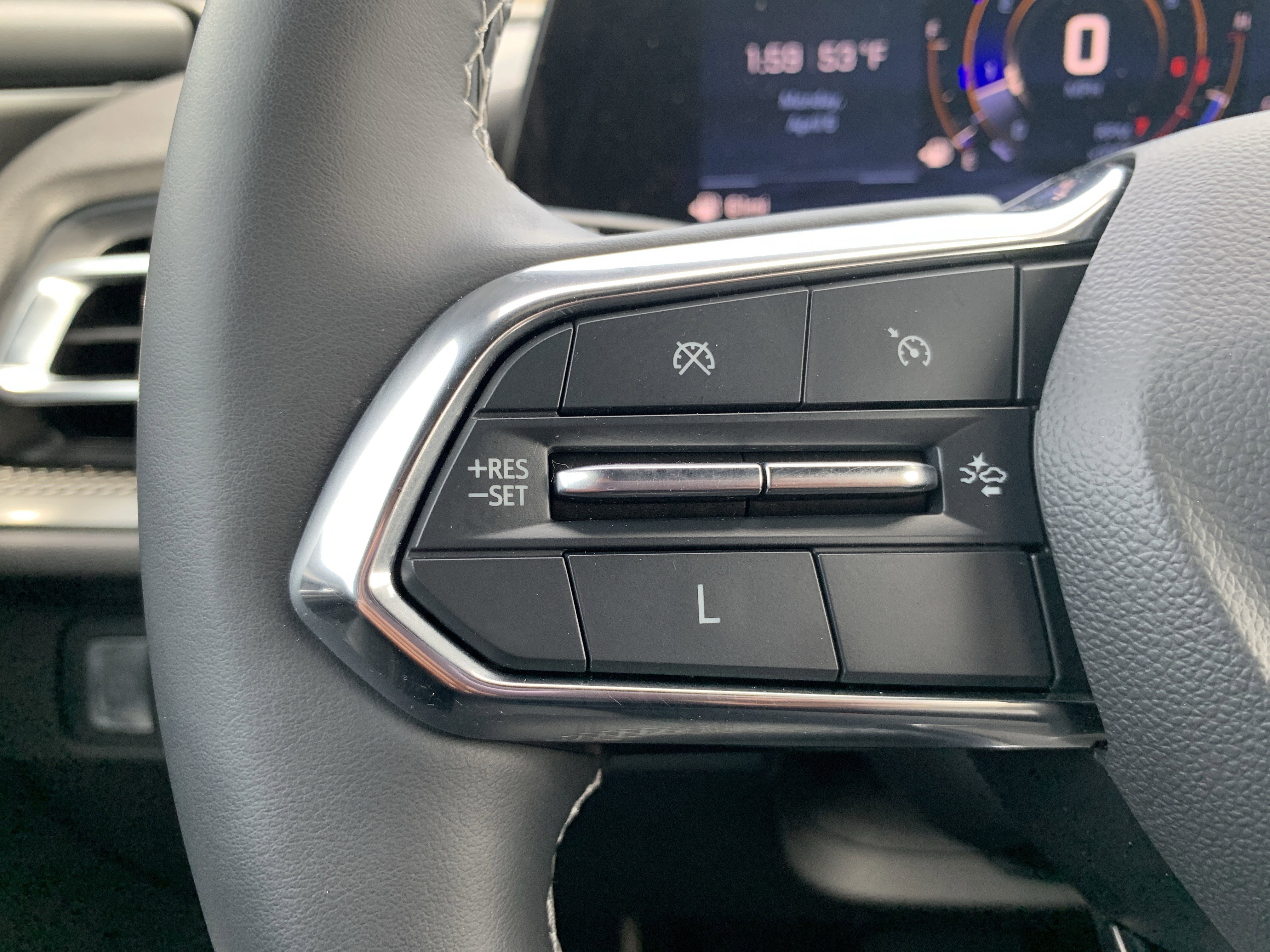 Used 2024 Chevrolet Traverse LT image 19