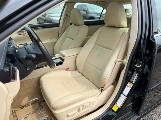 Used 2013 Lexus ES 350 w/ Premium Pkg FWD image 16