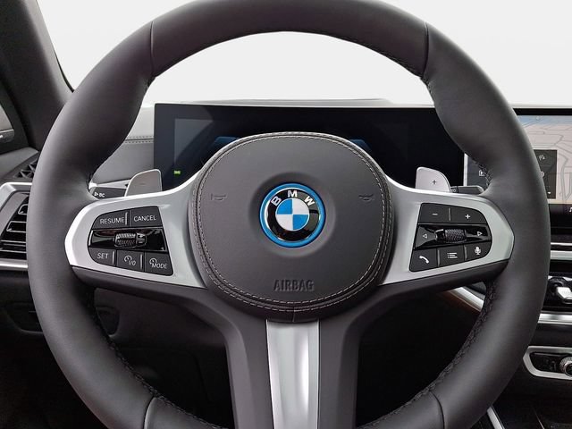New 2026 BMW X5 xDrive50e w/ M Sport Package AWD/4WD image 18