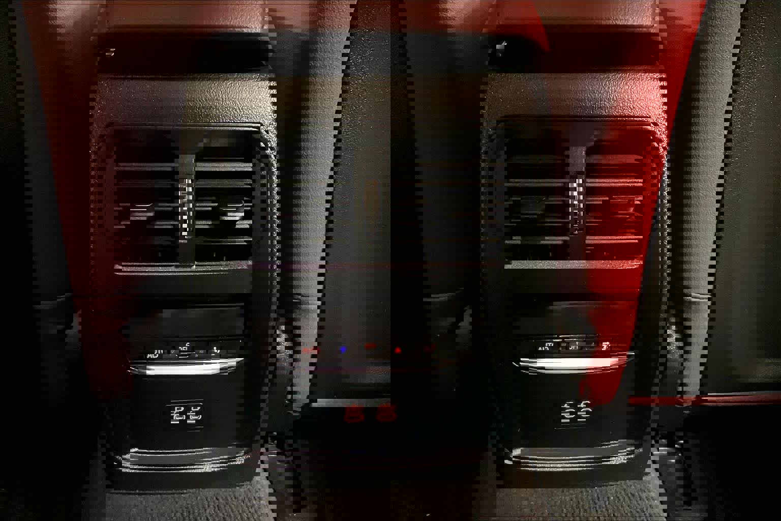 New 2025 BMW i4 eDrive40 w/ Premium Package image 33