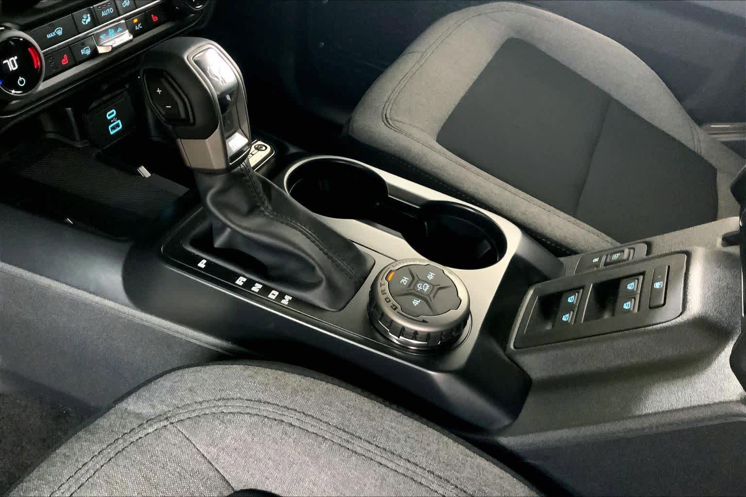 Used 2025 Ford Bronco Big Bend AWD/4WD image 16