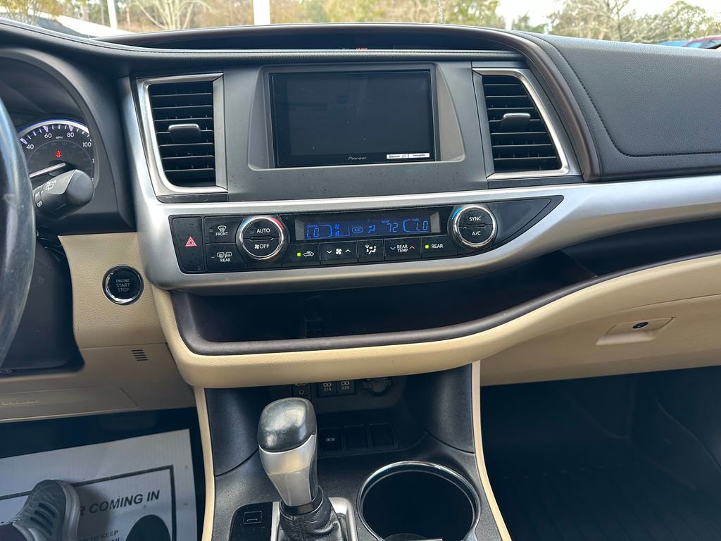 Used 2018 Toyota Highlander XLE image 67