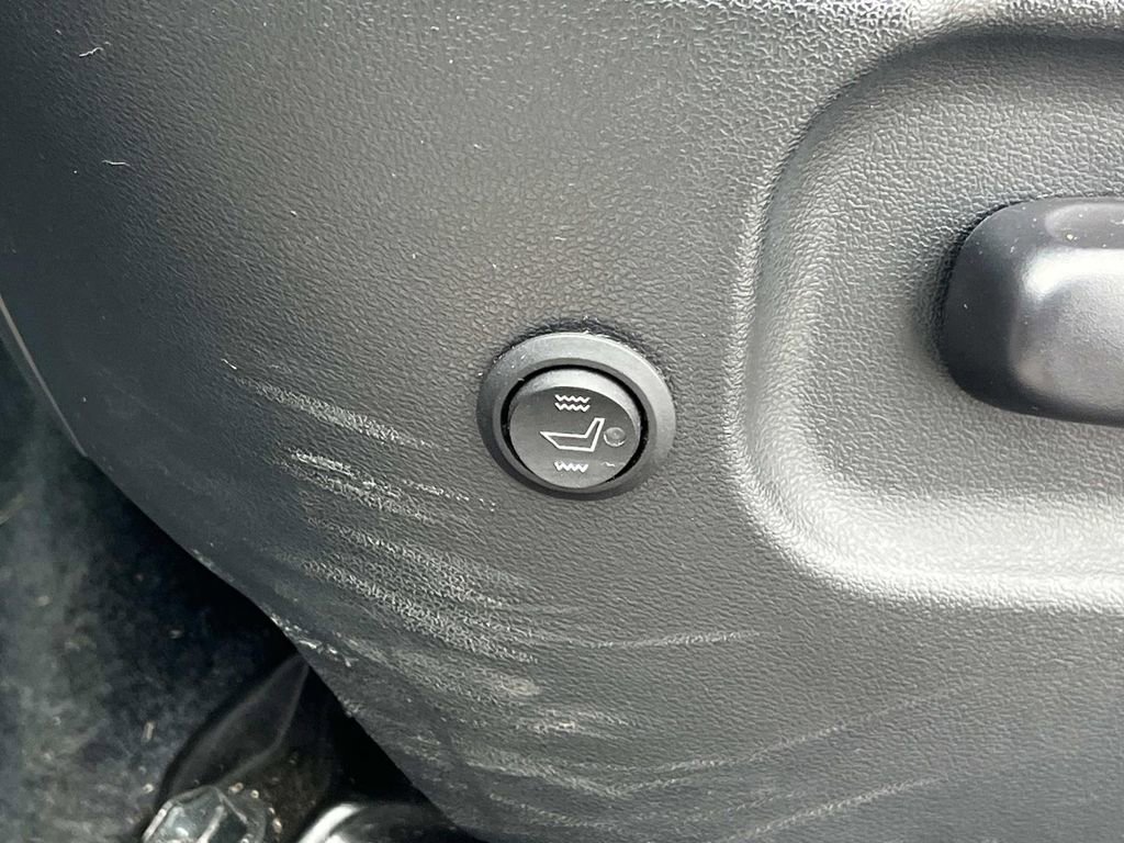 Used 2023 Toyota Tacoma SR5 w/ Technology Package image 22