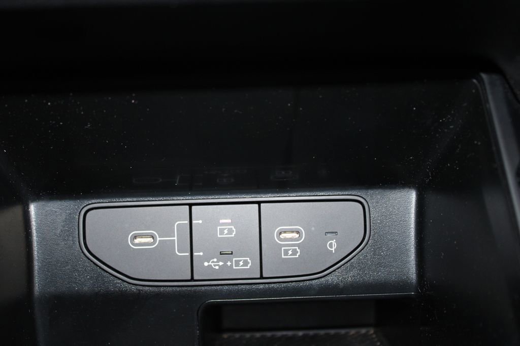 Used 2024 Kia Sorento S image 43