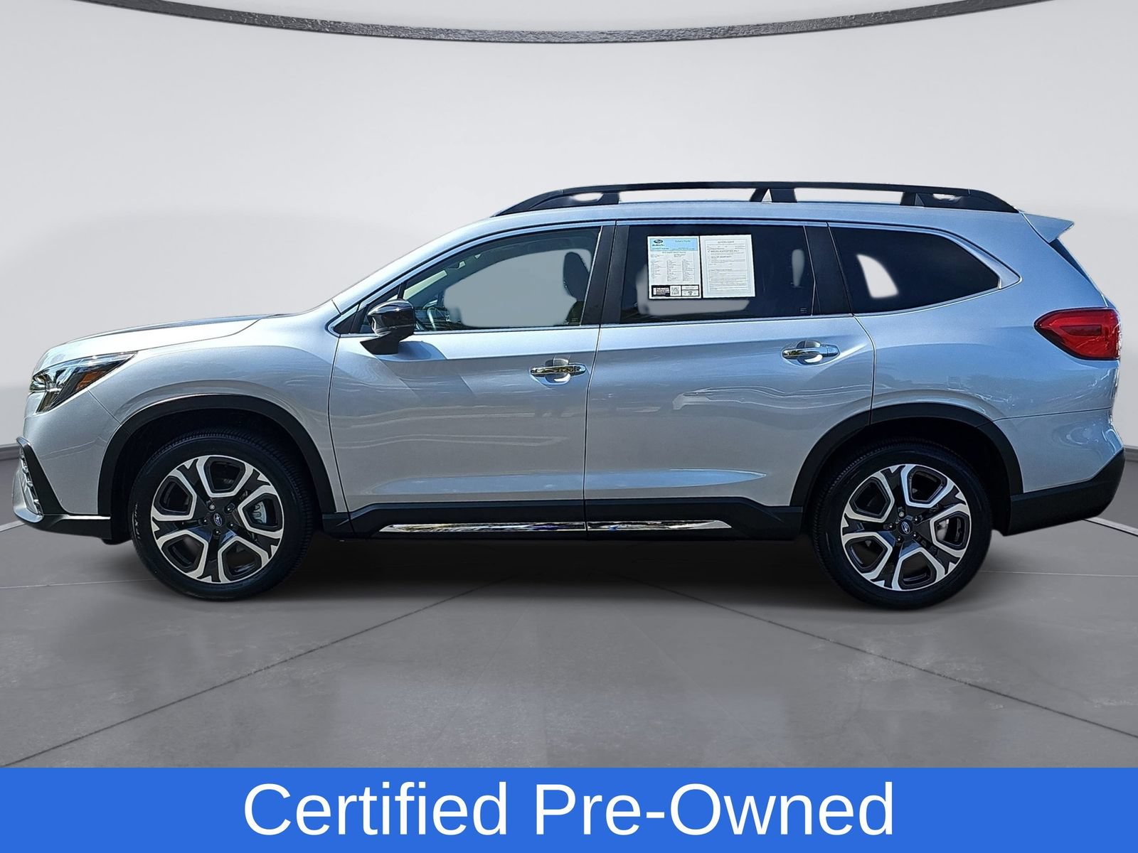 Used 2025 Subaru Ascent Touring AWD/4WD image 6