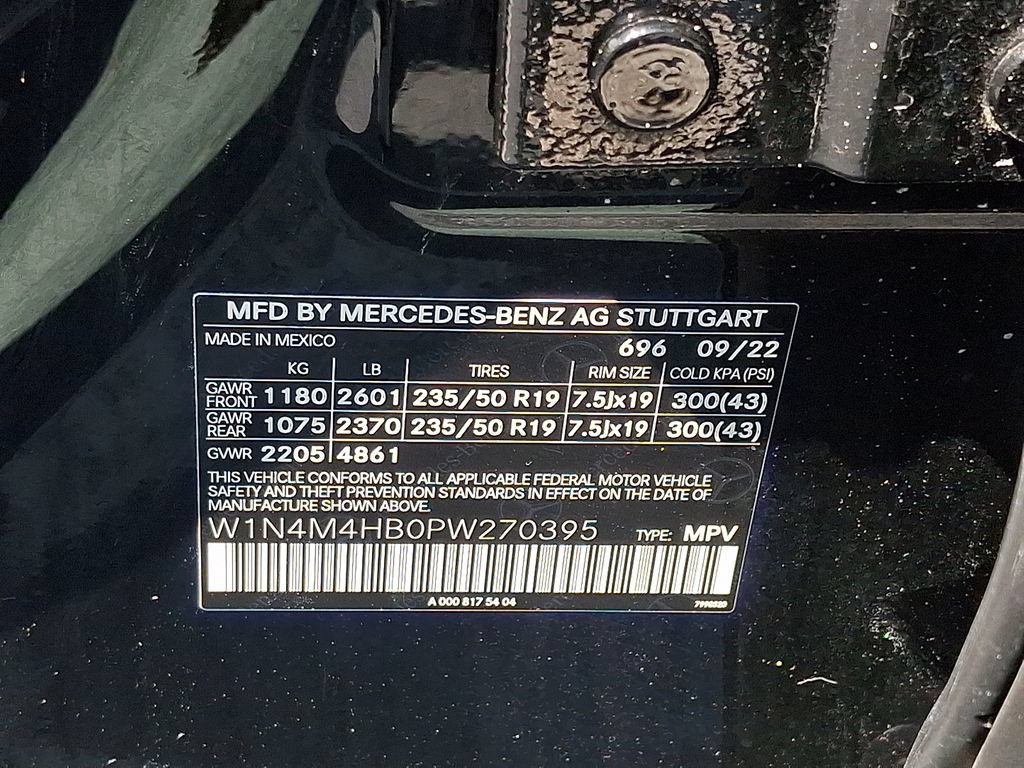 Used 2023 Mercedes-Benz GLB 250 4MATIC image 26