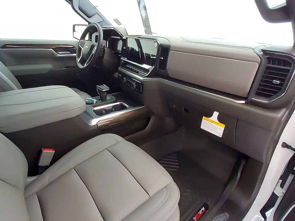 New 2026 Chevrolet Silverado 1500 LT w/ Z71 Off-Road Package image 30