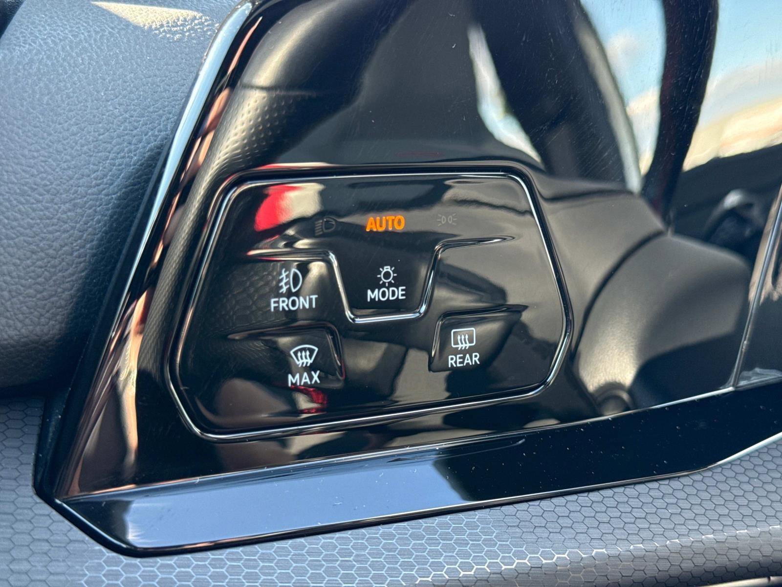 Used 2024 Volkswagen GTI Autobahn image 14