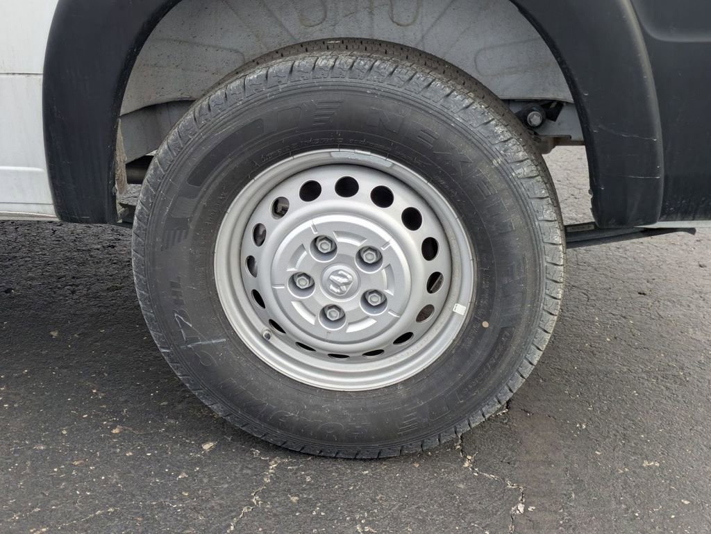 Used 2024 RAM ProMaster 2500 image 11