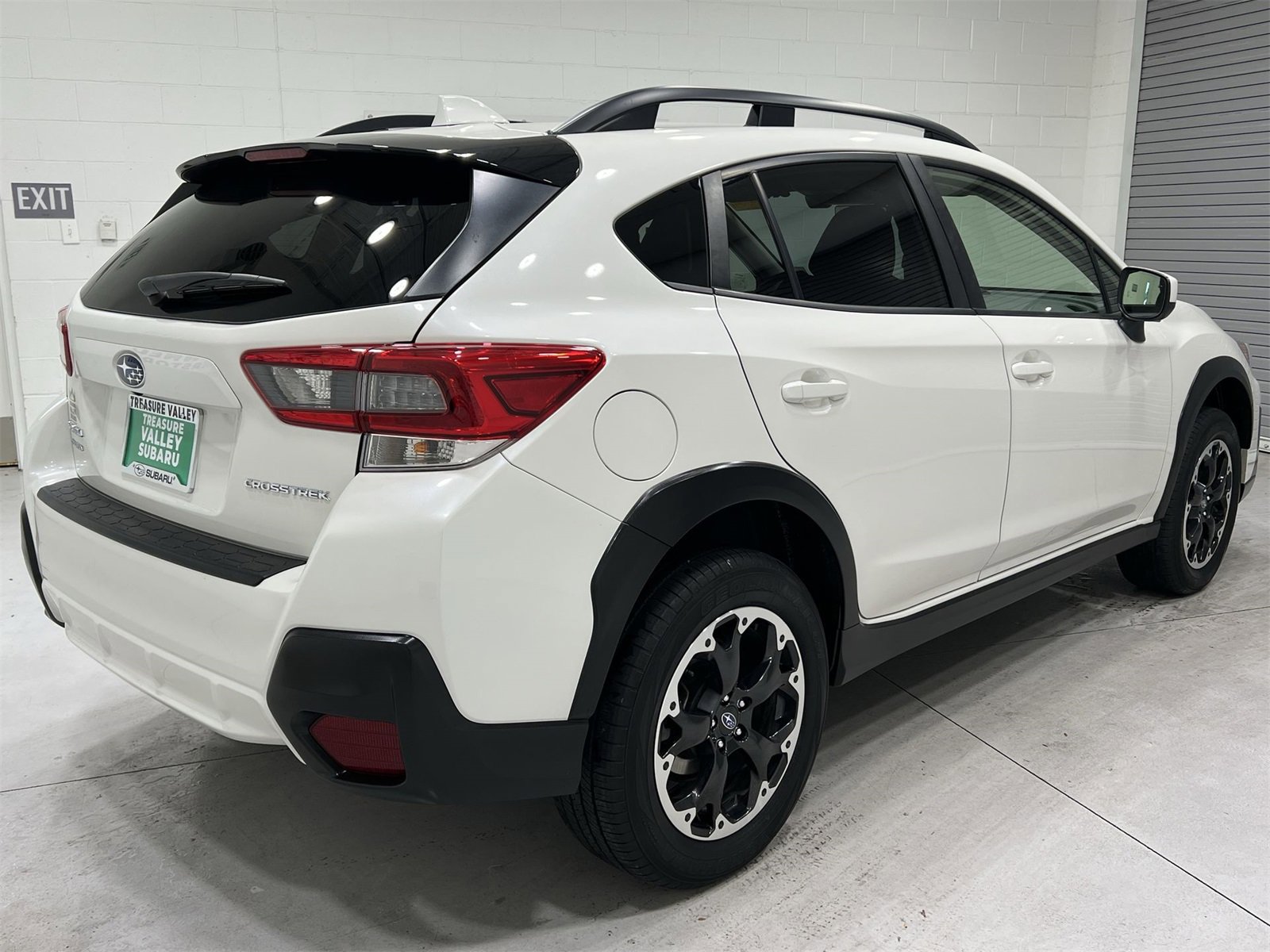 Used 2023 Subaru Crosstrek 2.0i Premium image 8