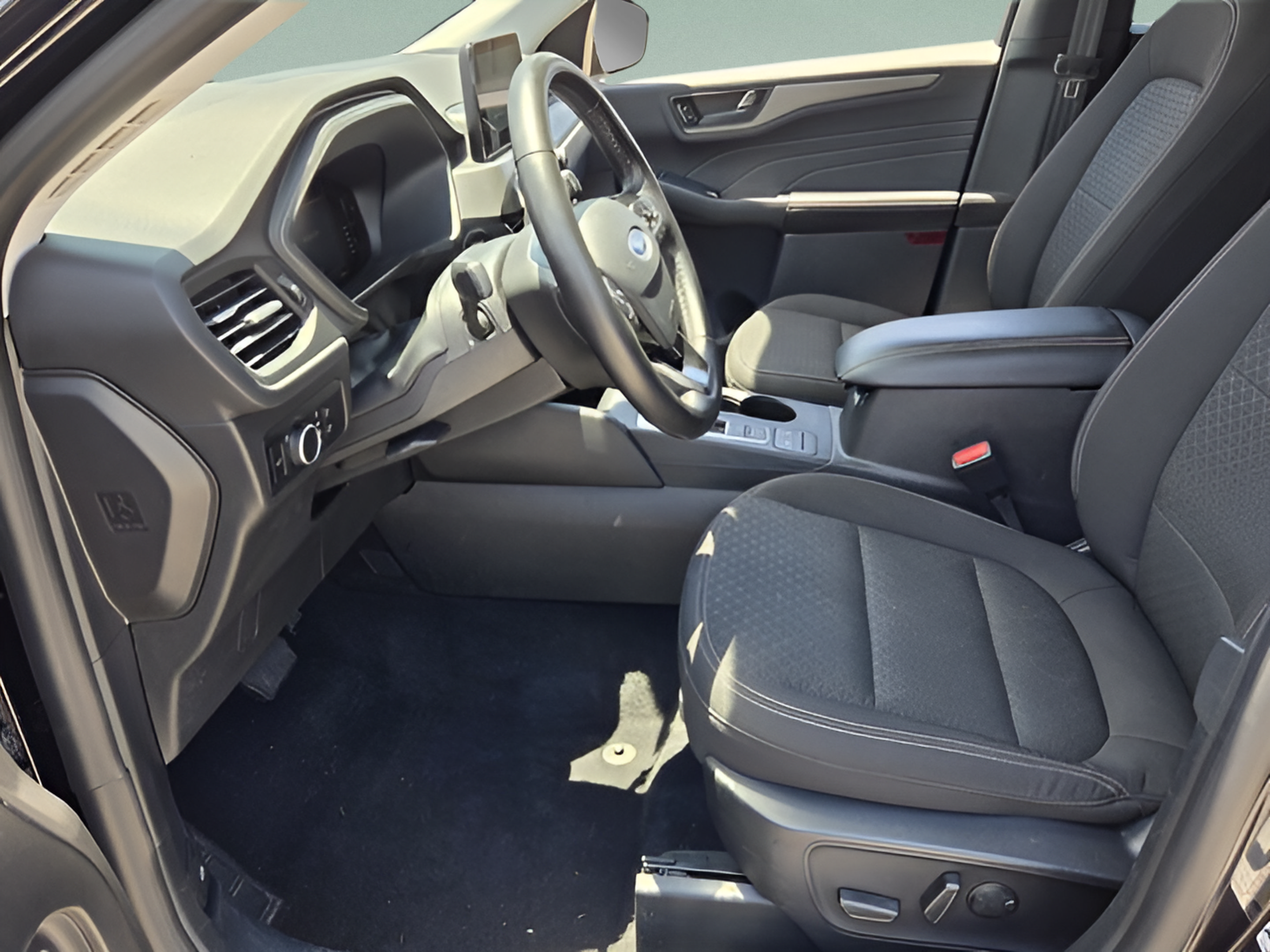 Used 2024 Ford Escape Active AWD/4WD image 9