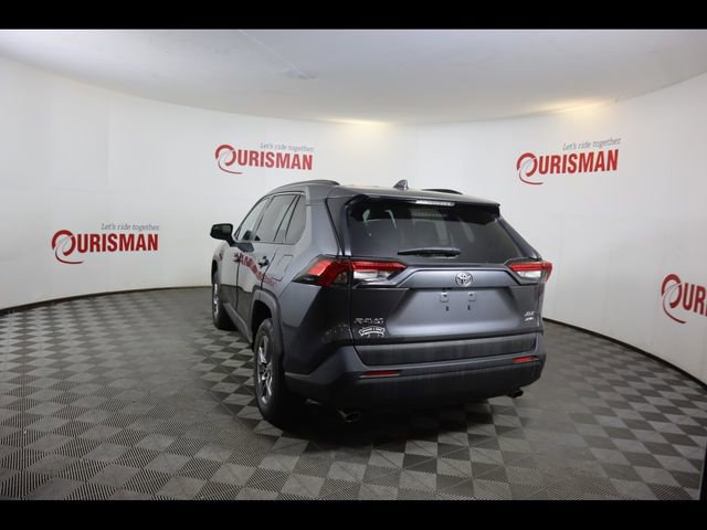 Used 2023 Toyota RAV4 XLE AWD/4WD image 12