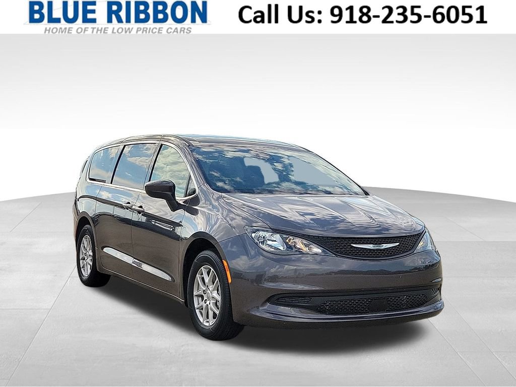 Used 2023 Chrysler Voyager LX
