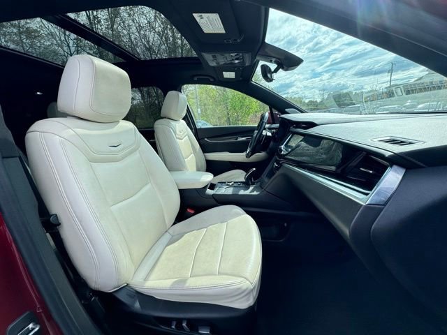 Used 2020 Cadillac XT6 Sport AWD/4WD image 12
