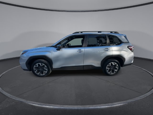 Certified 2025 Subaru Forester Premium AWD/4WD image 4