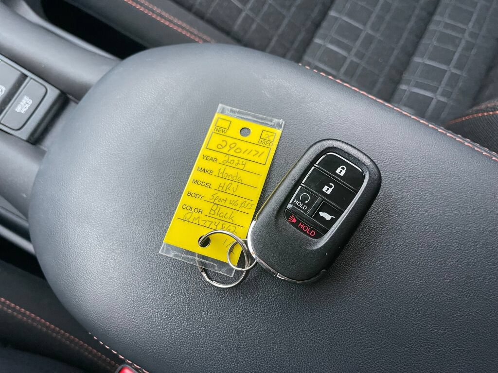 Certified 2024 Honda HR-V Sport image 4