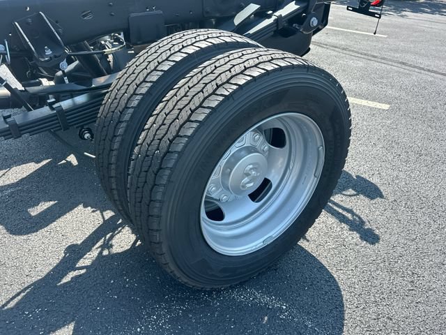 New 2026 RAM 5500 Tradesman w/ Chrome Appearance Group AWD/4WD image 27