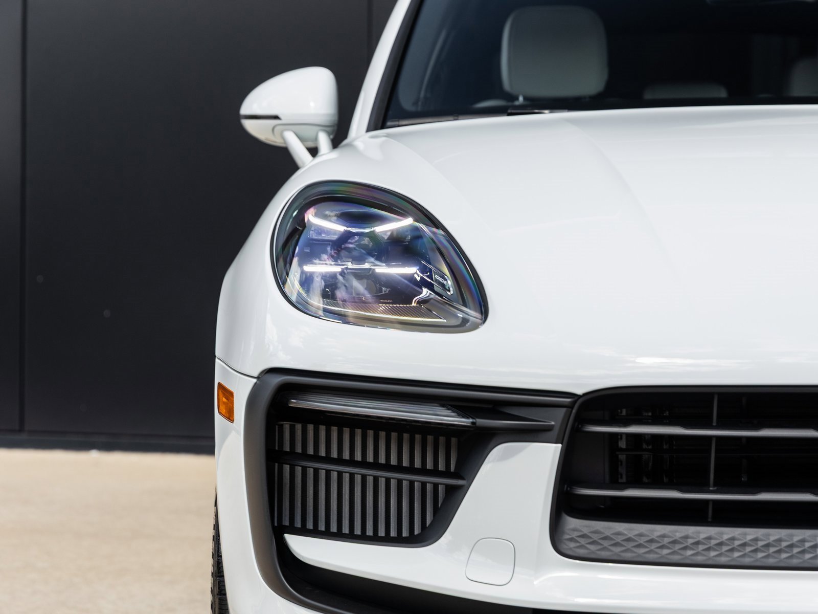 New 2026 Porsche Macan S image 21